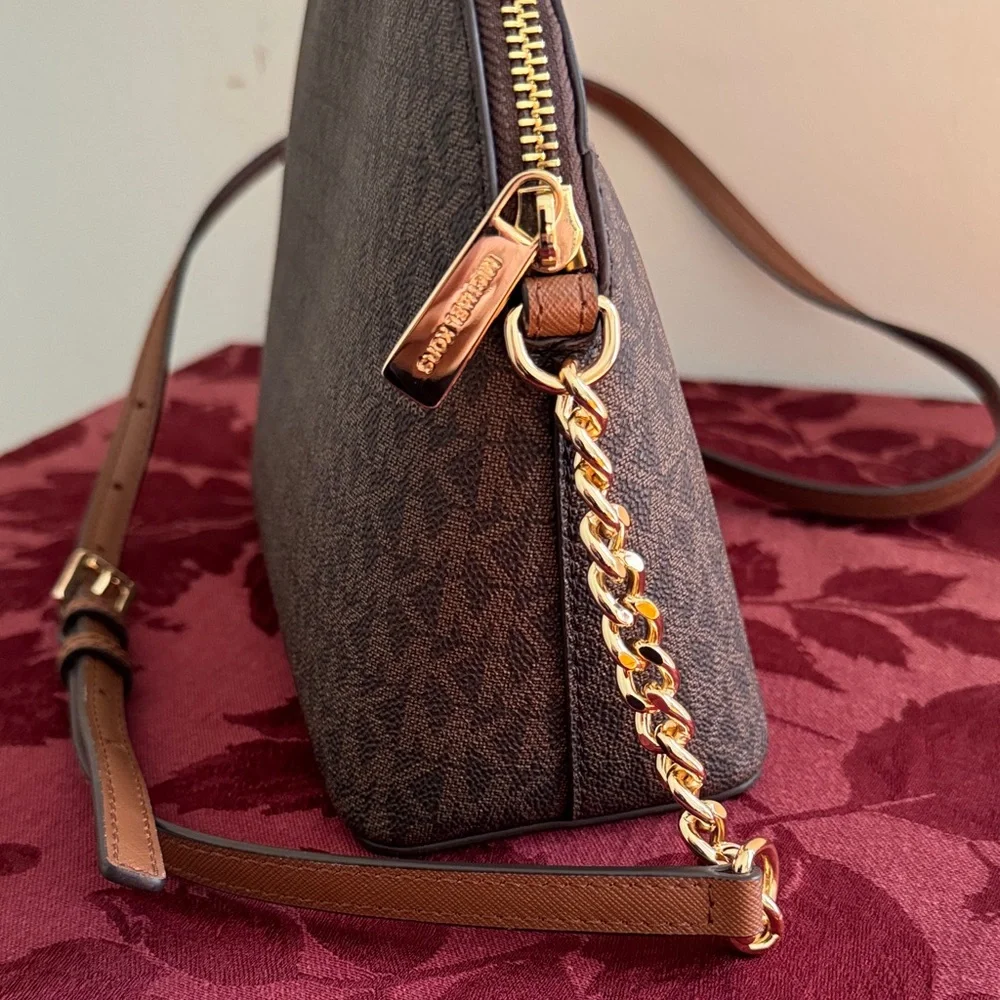 Michael Kors Jet Set Dome Crossbody • MK Signature Brown - Picture 10 of 11